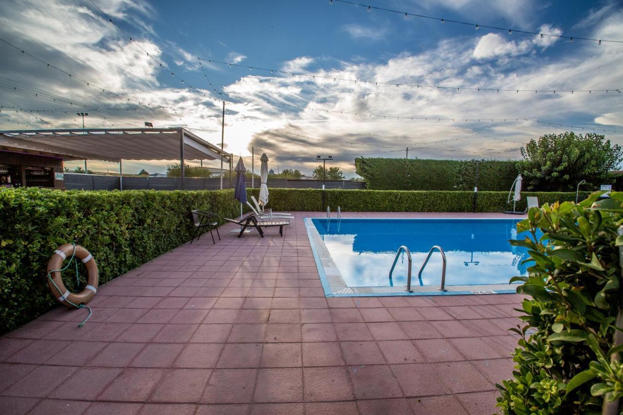 Hotel Nuevo Zenit Calahorra Exterior foto
