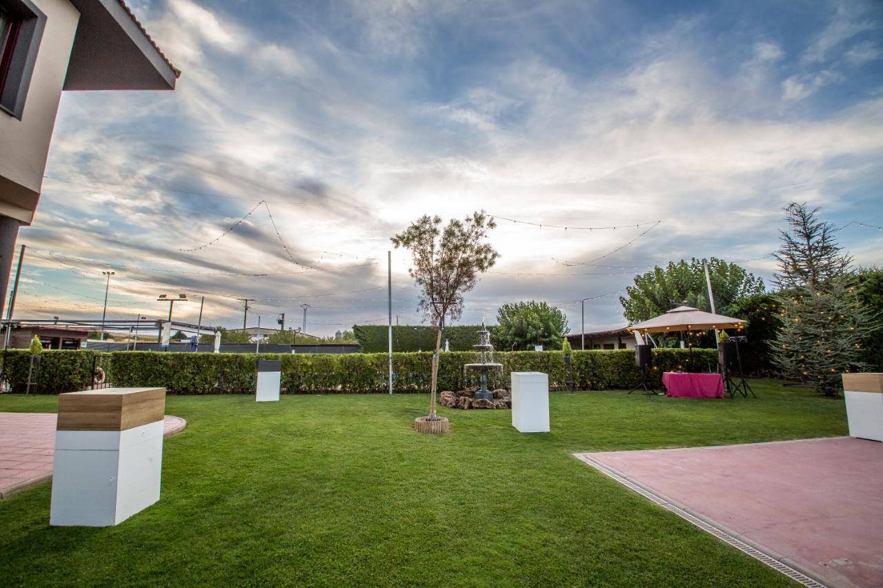 Hotel Nuevo Zenit Calahorra Exterior foto