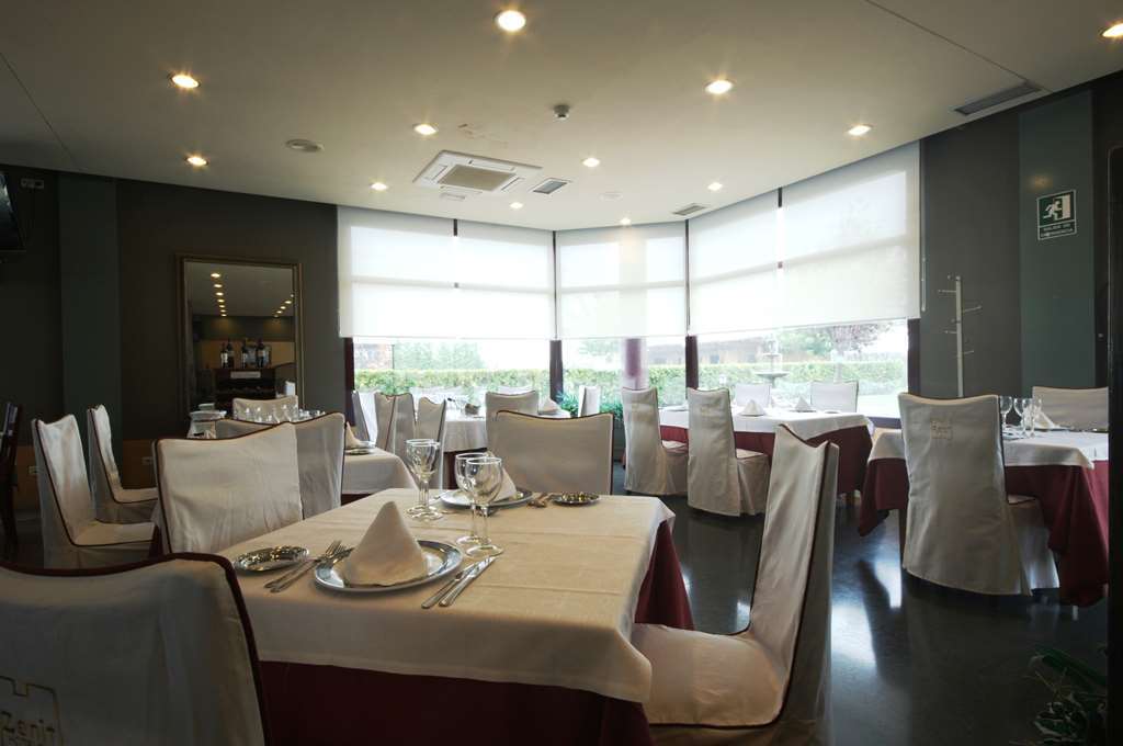Hotel Nuevo Zenit Calahorra Restaurante foto