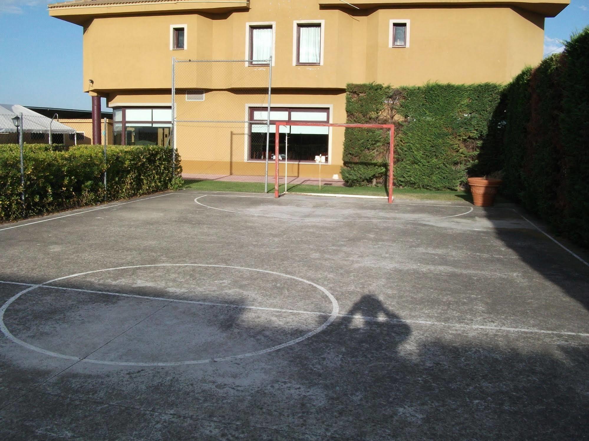 Hotel Nuevo Zenit Calahorra Exterior foto